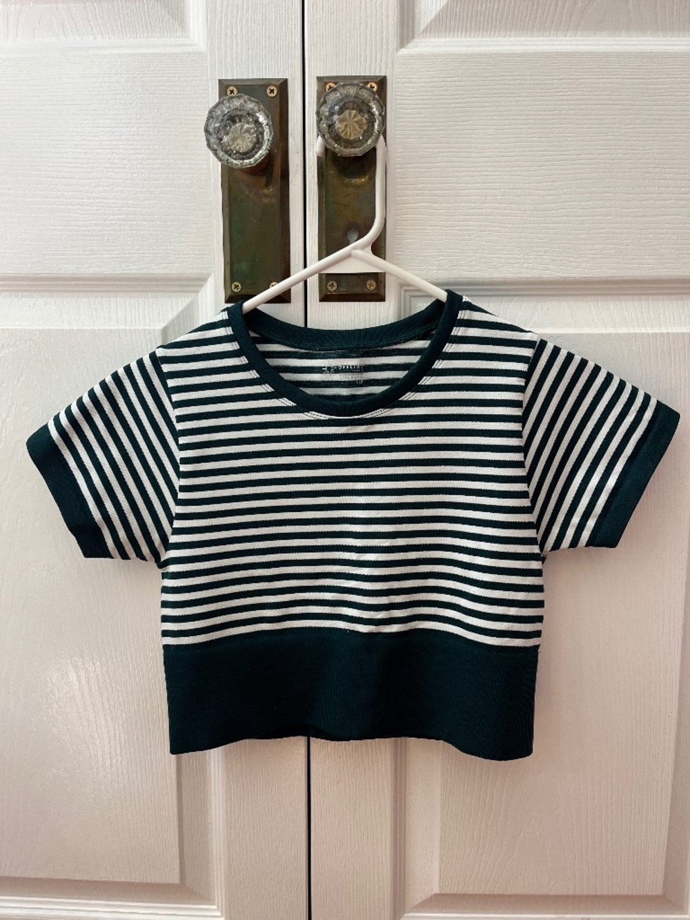 Small Green Striped OFFLINE by Aerie Cropped Fitted Exercise Tee